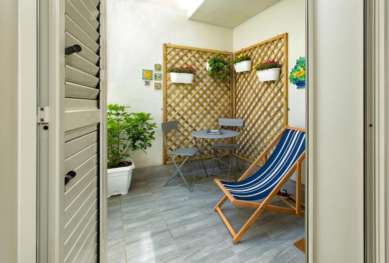 Casa Nichitta Apartment Катания Екстериор снимка